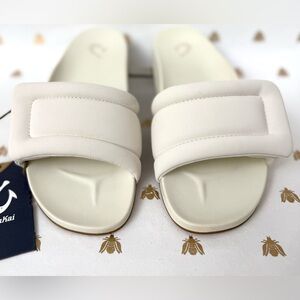 Women’s OluKai Sunbeam Slide Comfort Sandals Faux Leather Off‑White Puff Strap 8